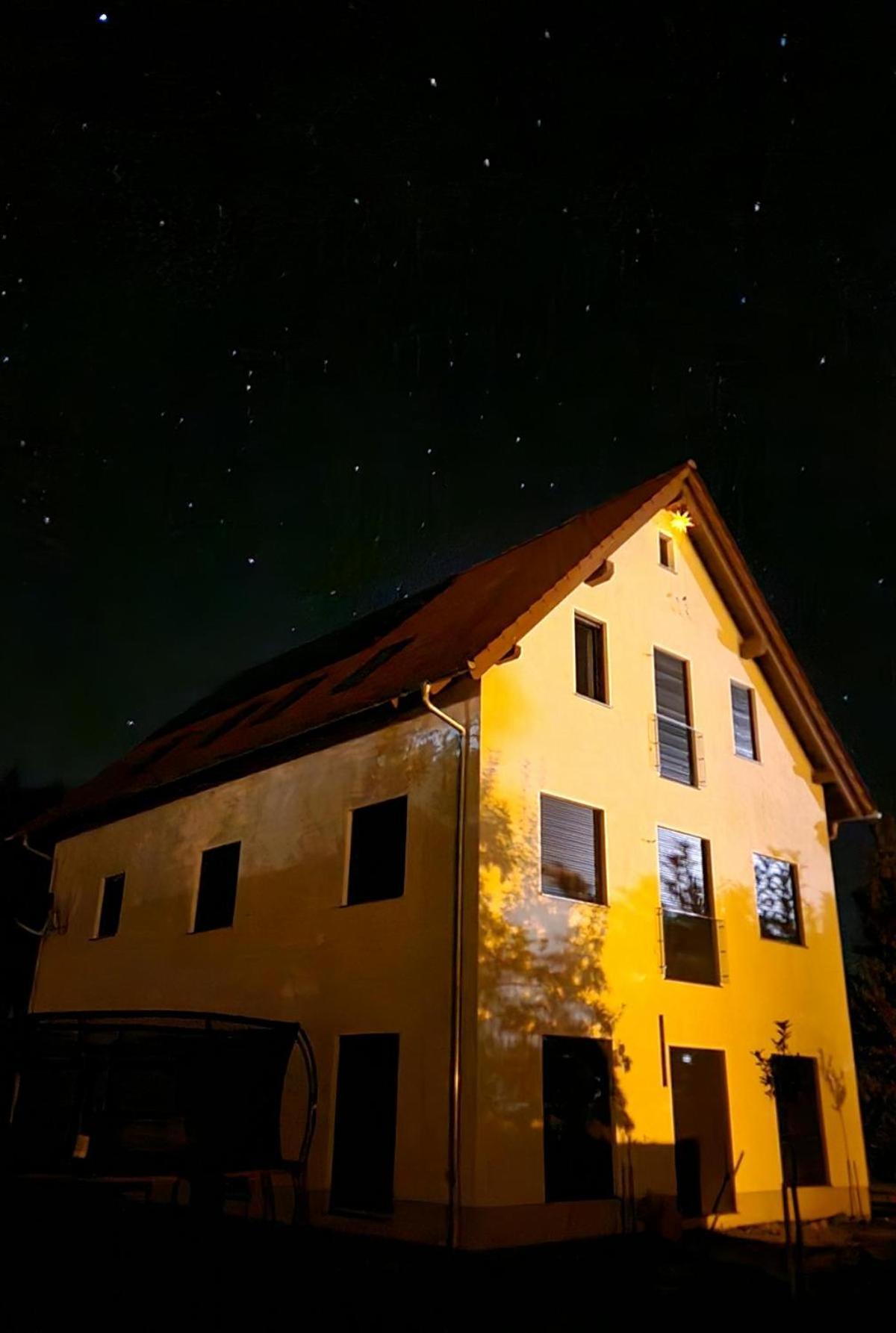 Traumschloesschen Eg Apartment Nossen Bagian luar foto